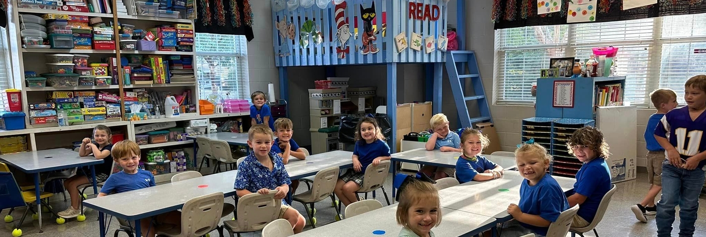 Image of Silliman students in the classroom